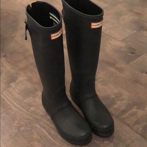 Tall hunter boots